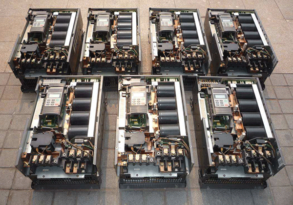 變頻器控制電機(jī)需要設(shè)定哪些參數(shù)——西安泰富西瑪電機(jī)(西安西瑪電機(jī)集團(tuán)股份有限公司)官方網(wǎng)站 變頻器控制電機(jī)需要設(shè)定哪些參數(shù)——西安泰富西瑪電機(jī)(西安西瑪電機(jī)集團(tuán)股份有限公司)官方網(wǎng)站