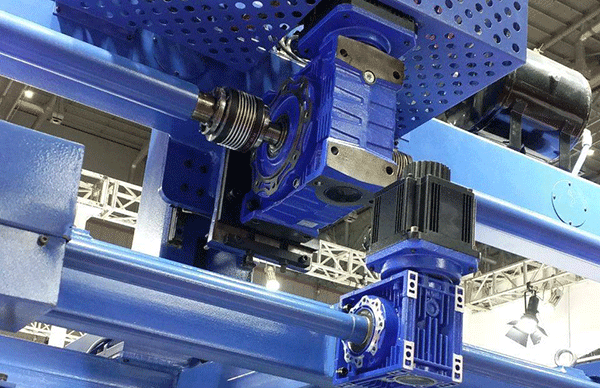 西安西瑪直流電機蝸輪磨損問題。